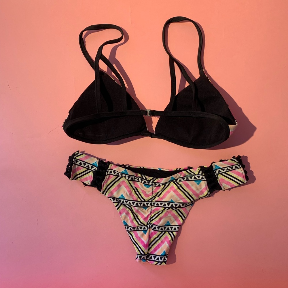 bikini - Picture 2 of 5